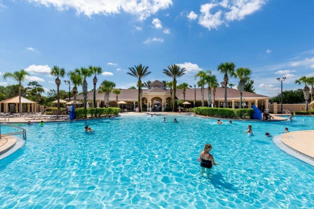 Luxurious Condo - Just 2 Miles From Disney #404 Orlando Exterior photo