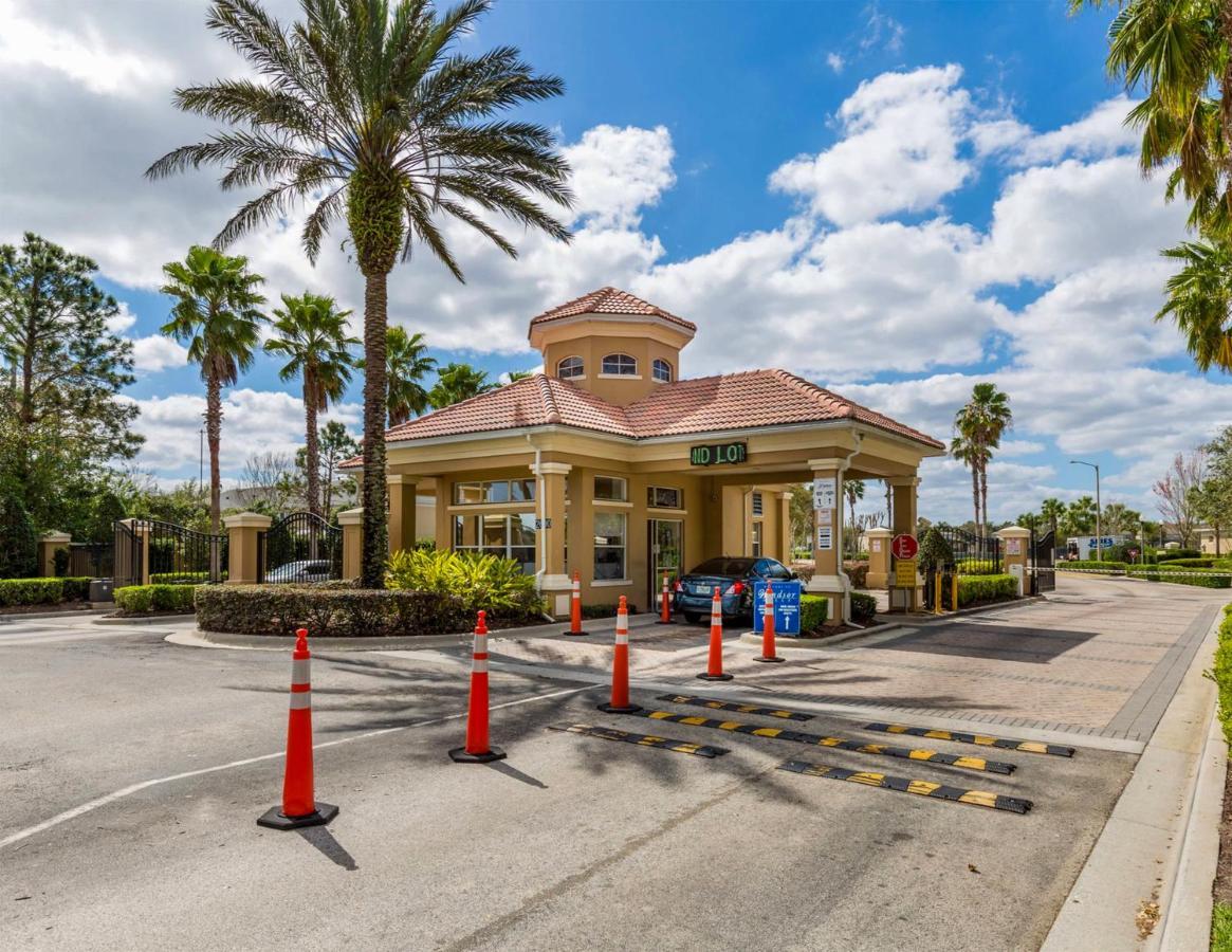 Luxurious Condo - Just 2 Miles From Disney #404 Orlando Exterior photo