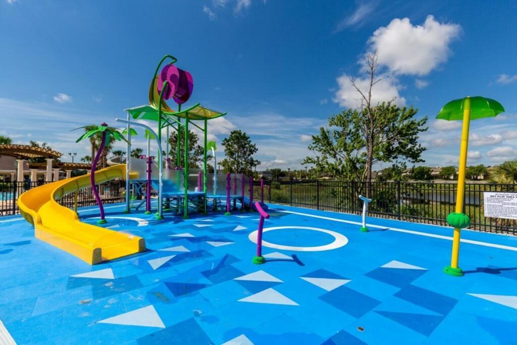 Luxurious Condo - Just 2 Miles From Disney #404 Orlando Exterior photo